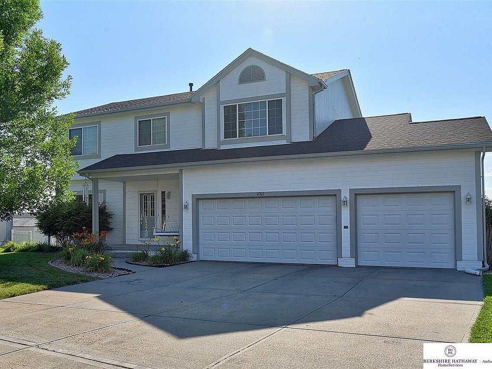 2nd image of 4701 N 162nd Ave