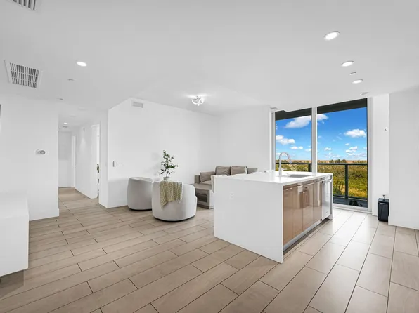 2000 Metropica Way #801, Sunrise, FL 33323