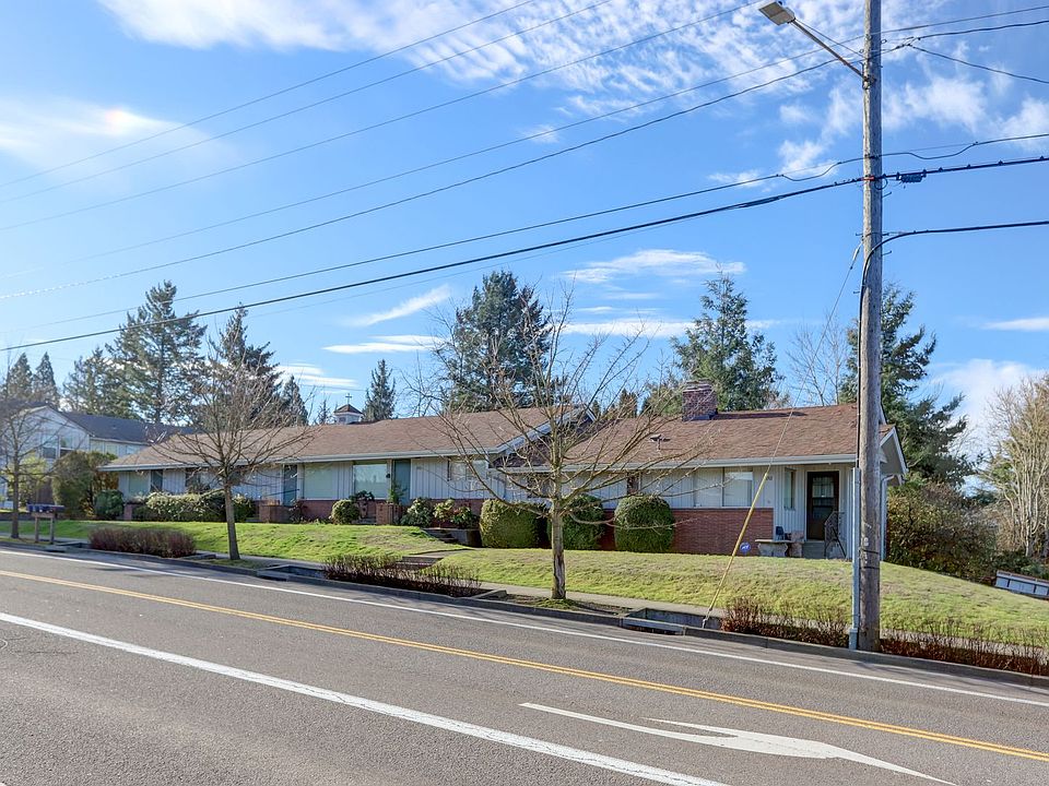 1st image of 3701-3707 SE 92nd Ave #950-3705