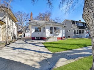 1127 8th Ave S, Fargo, ND 58103