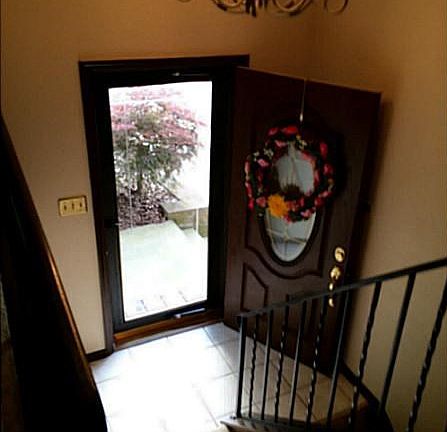 3rd image of 6476 Jessamine Ct