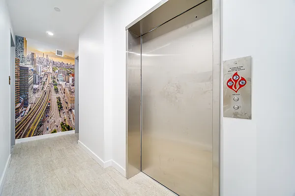 Rented by Bouklis Group | media 8