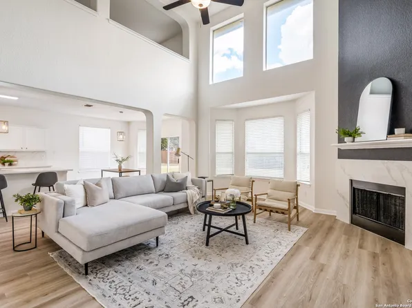 1925 MARCO POLO, Windcrest, TX 78239