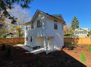 7120 16th Ave SW UNIT B, Seattle, WA 98106