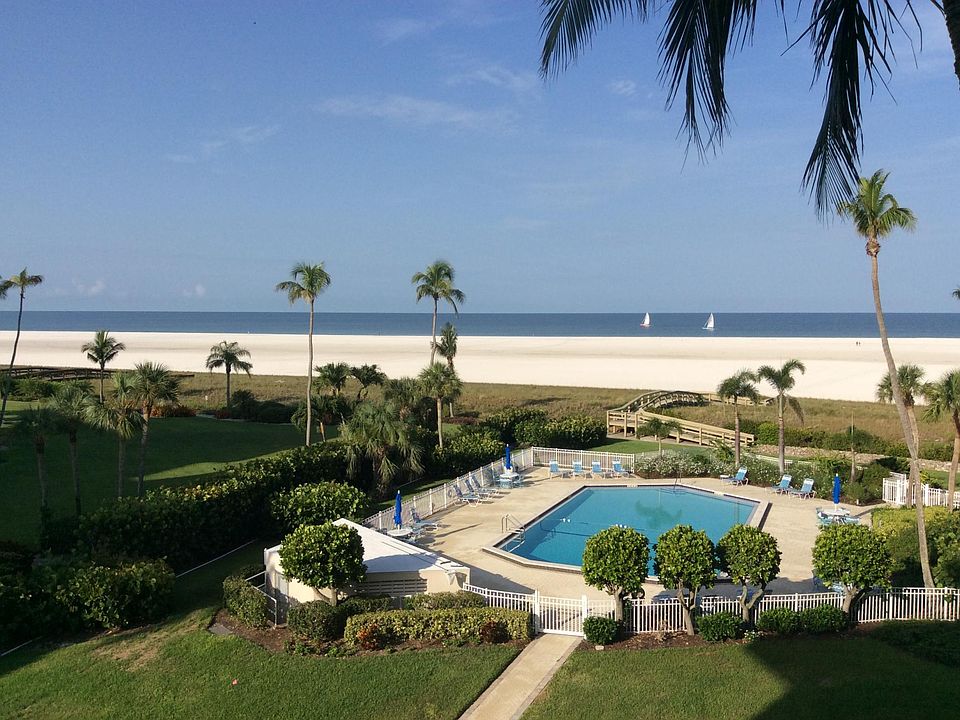 1st image of 240 Seaview Ct APT 412