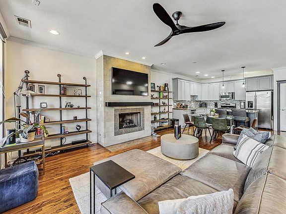 5th image of 3056 N Clybourn Ave APT 1S