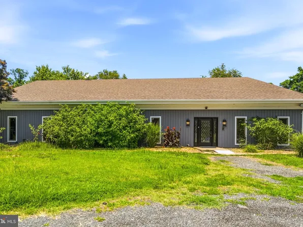 20 Betts Rd, Stafford, VA 22554