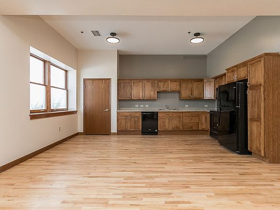2nd image of 346 2nd Ave SW #211
