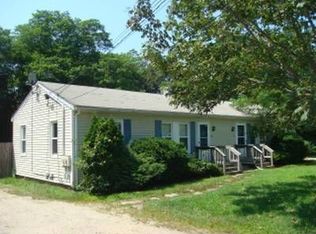 93 Acapesket Rd, East Falmouth, MA 02536