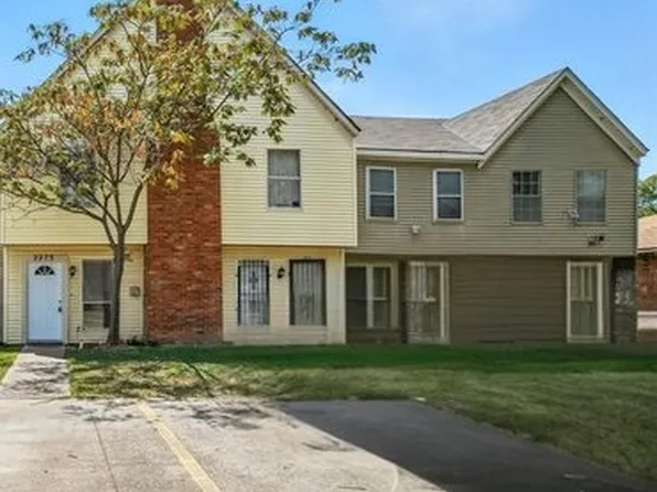 2253 Aspen St, Dallas, TX 75227