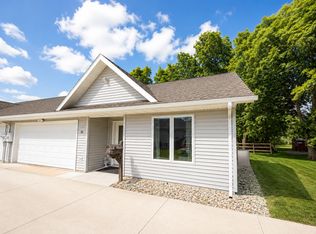 86 Knopp Valley Dr, Winona, MN 55987