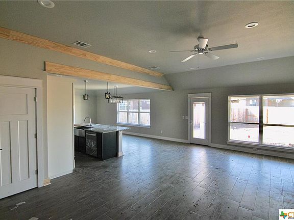 3rd image of 3114 Crystal Ann Dr