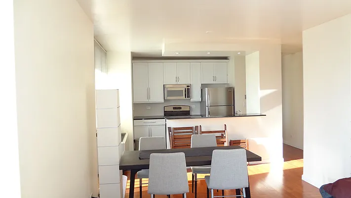 Rented by Royal Operation System | media 40