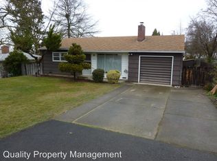 1533 Oregon Ave, Medford, OR