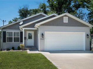353 Central Ave, Collinsville, IL 62234
