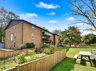 645 Village Green Ave, London, ON N6K1G6