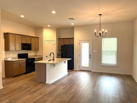 2nd image of 35657 Woodland Ridge Dr