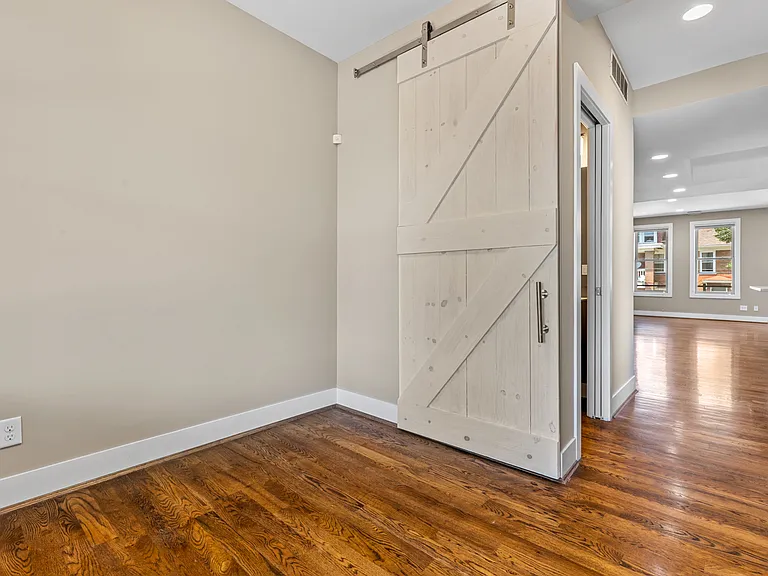 434 Northern Ave — Photo 5