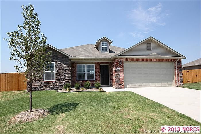 1st image of 14720 Fern Pl