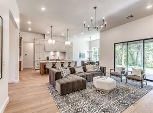 396 Old Creek Rd, Edmond, OK 73034
