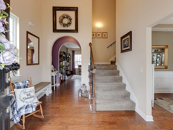 3rd image of 1212 Sundown Ct