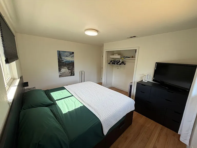 130 Brady Ct — Photo 17