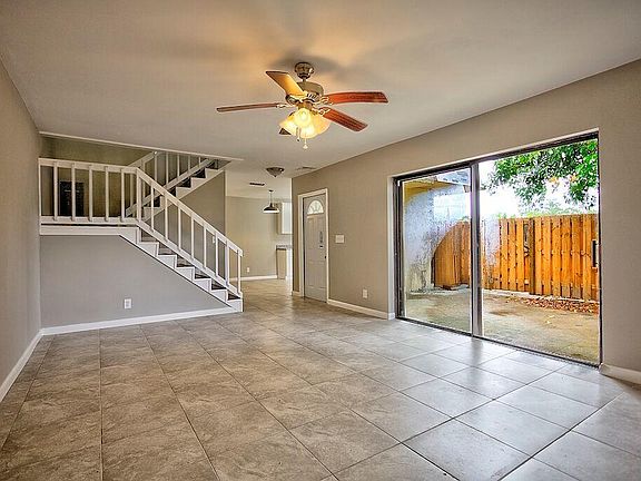 4th image of 2337 Caroma Ln