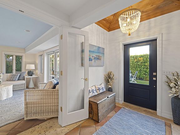 3rd image of 122 Lighthouse Drive