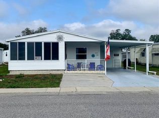 5915 Utopia Dr, Zephyrhills, FL 33540