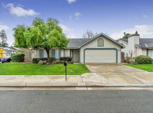 1893 E Fallbrook Ave, Fresno, CA 93720