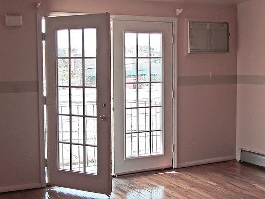 5th image of 331 Winthrop St #2