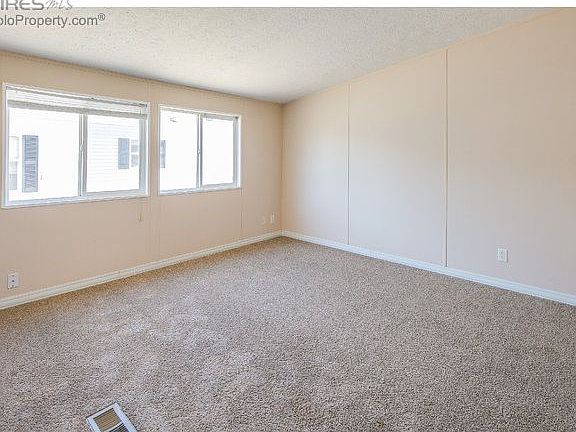 4th image of 4119 Mesquite Ln