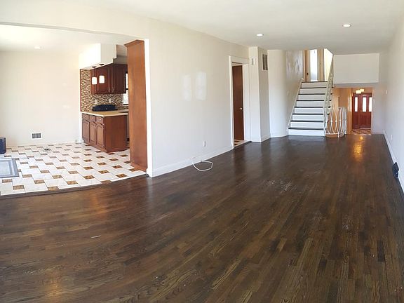 2nd image of 1521 215th St Fl 1ST