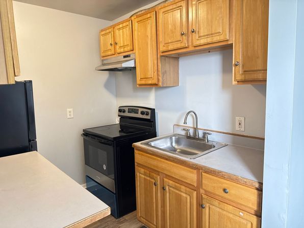 300 Howard Ave APT 5