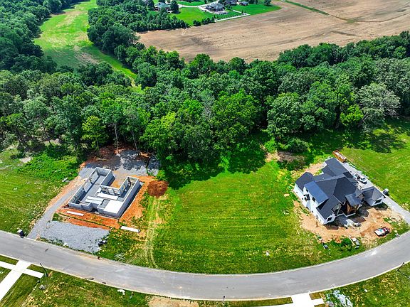 5th image of 842 Shady Bluff Trl Lot 26