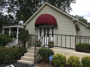 1431 S College St, Winchester, TN 37398