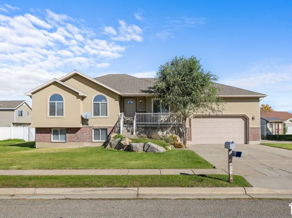 4232 W 5950 S, Roy, UT 84067