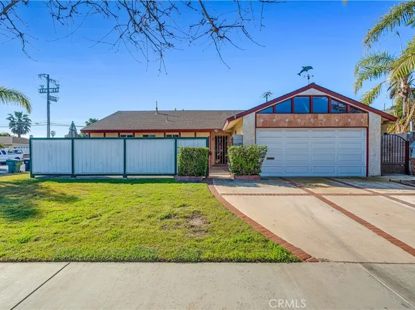 9202 Mediterranean Dr, Huntington Beach, CA 92646