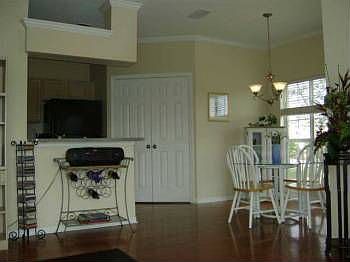 5th image of 7800 Point Meadows Dr #4