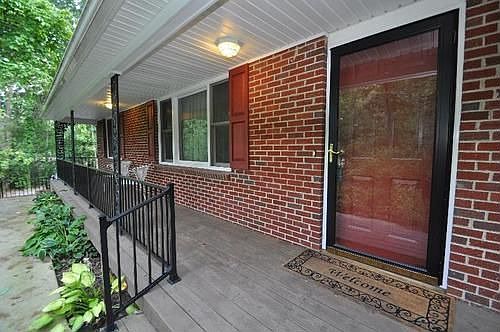 1st image of 6601 Glyndon Ln