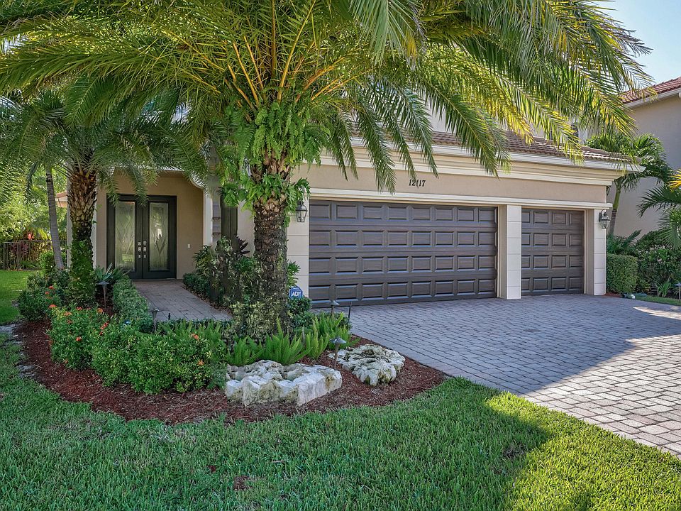 1st image of 12117 Aviles Circle W