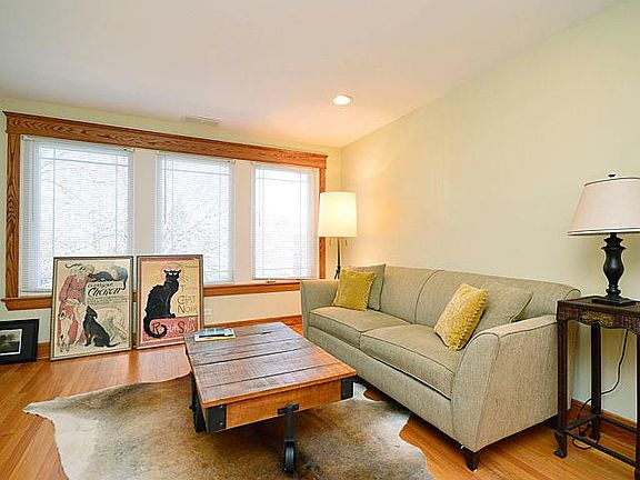 5th image of 8119 Kilpatrick Ave APT 1S