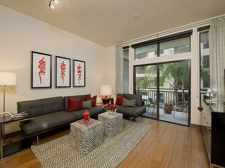 Broadstone Post Oak — Photo 4
