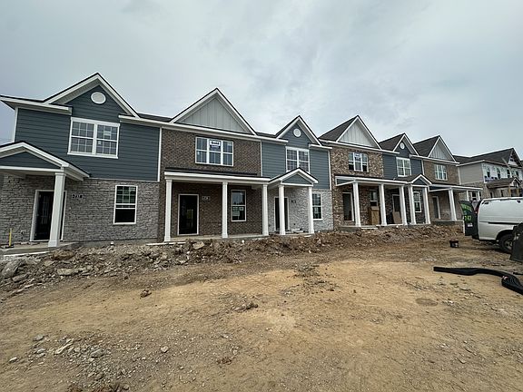 2nd image of 737 Ashbrook Dr