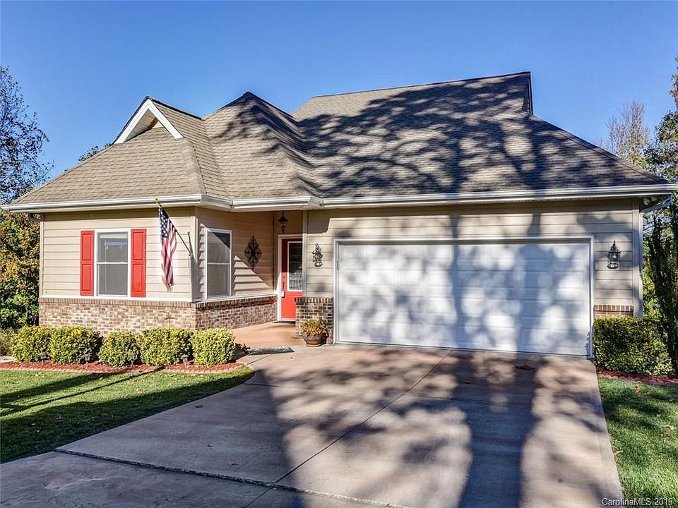 1st image of 144 Carriage Summit Way
