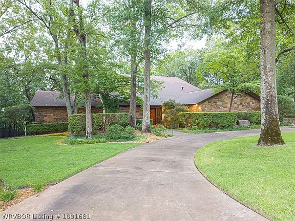 3rd image of 8301 Mile Tree Dr