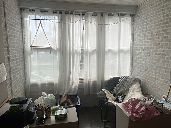 4th image of 1219 N Spaulding Ave #1