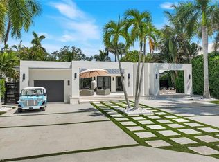 1095 Sandpiper ST, NAPLES, FL 34102