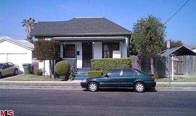 2nd image of 3565 Denker Ave