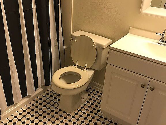 4th image of 201 College Blvd E Unit 59